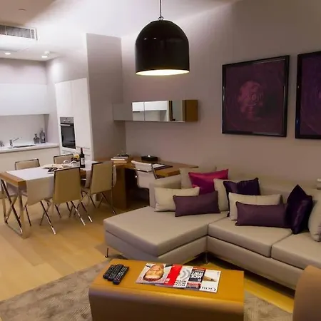 1 Bedroom Premium Central House In Besiktas